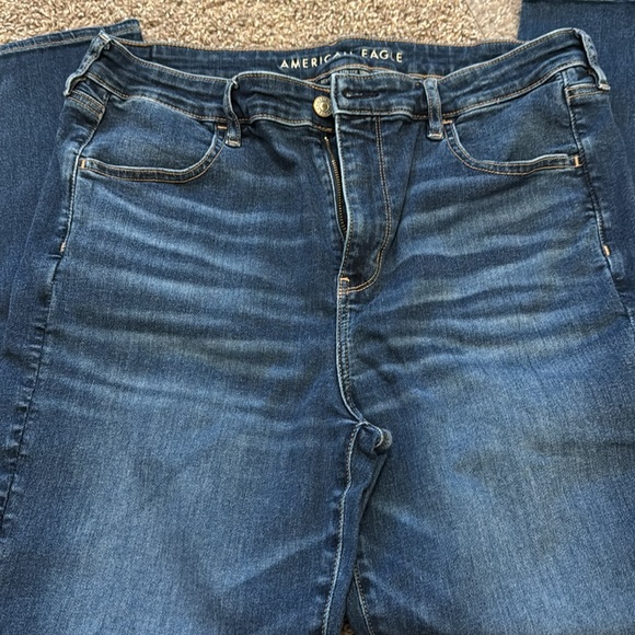 AEO - Picture 8 of 8